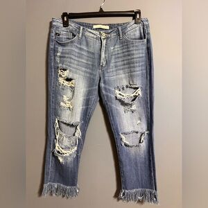 KanCan heavily distressed cropped size 29 waist jeans